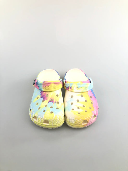 Sandalia Multicolor Crocs