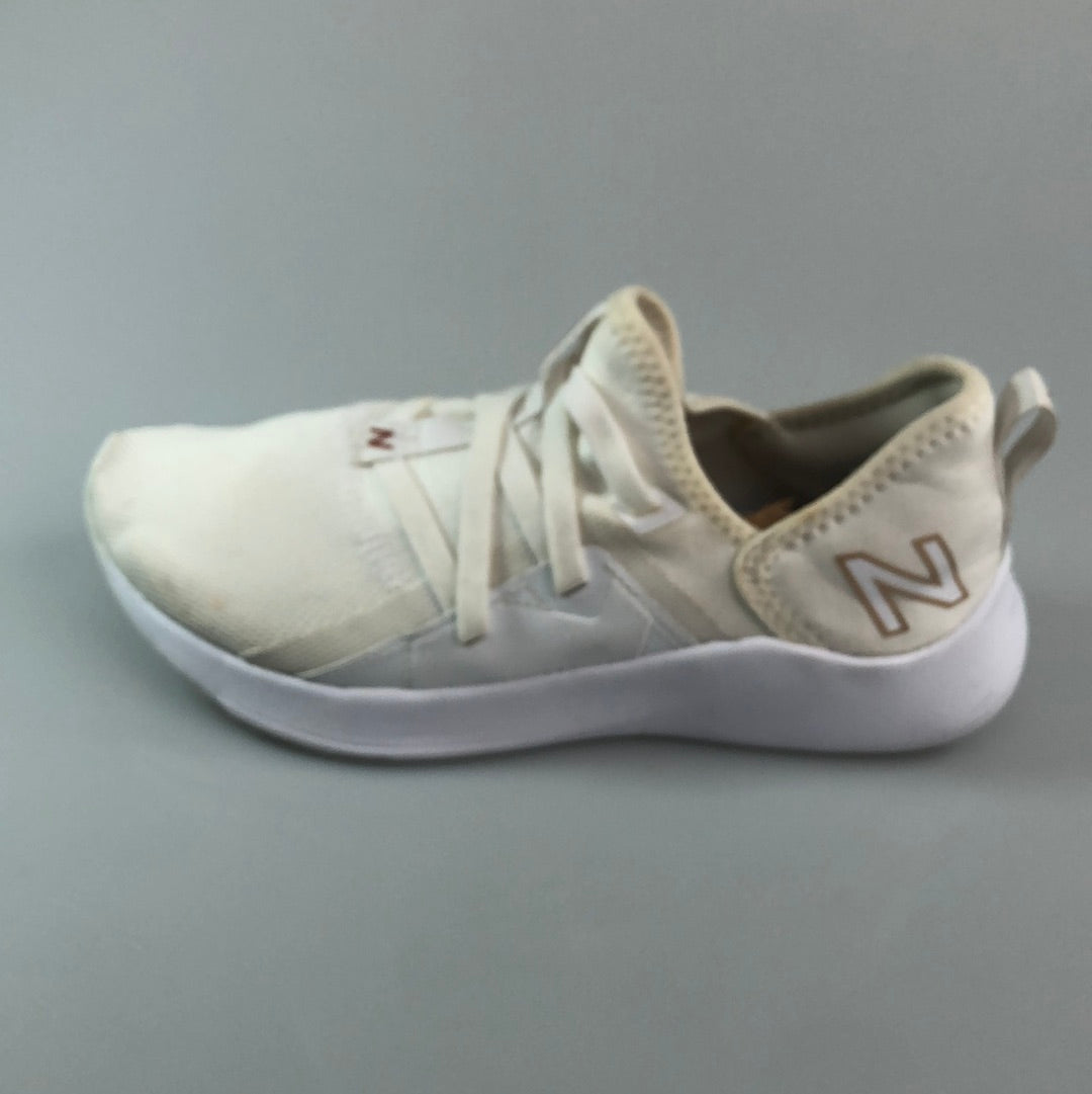 Tenis Beige New Balance