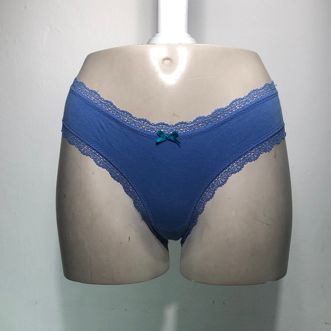 Panti Azul Xhilaration