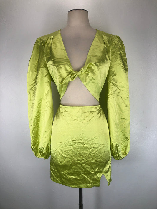 Vestido Verde limon Prettylittlething