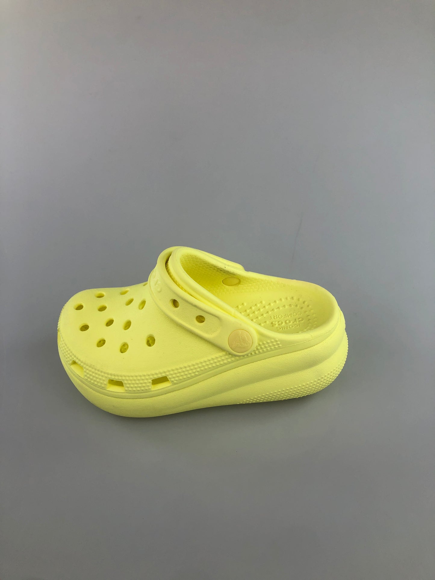 Sandalia Amarillo Crocs