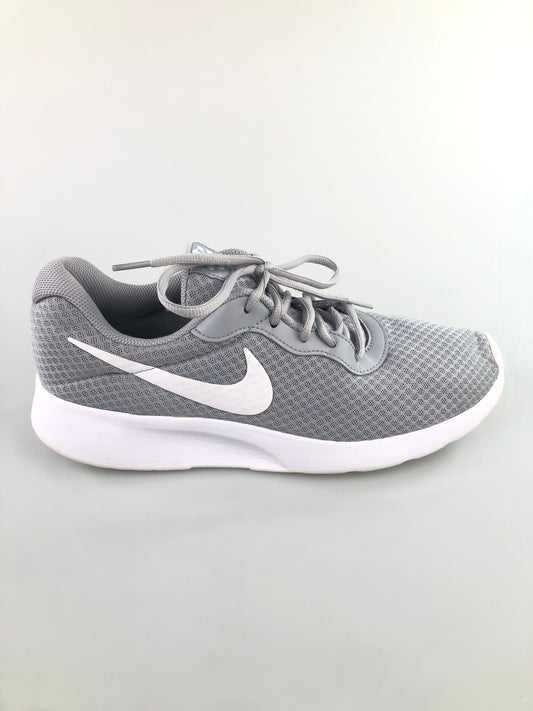 Tenis Gris Deportivo Nike