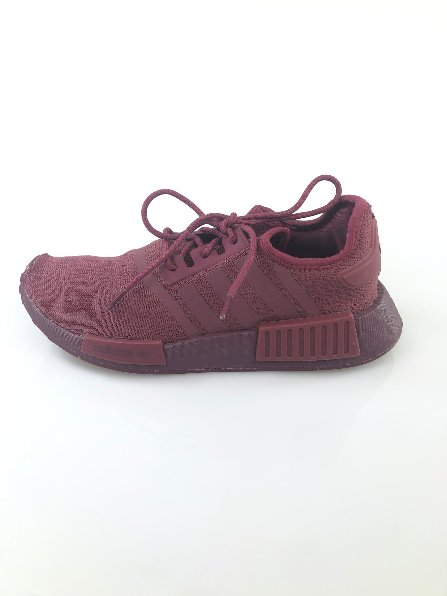 Tenis  Rojo vino Deportivo Adidas