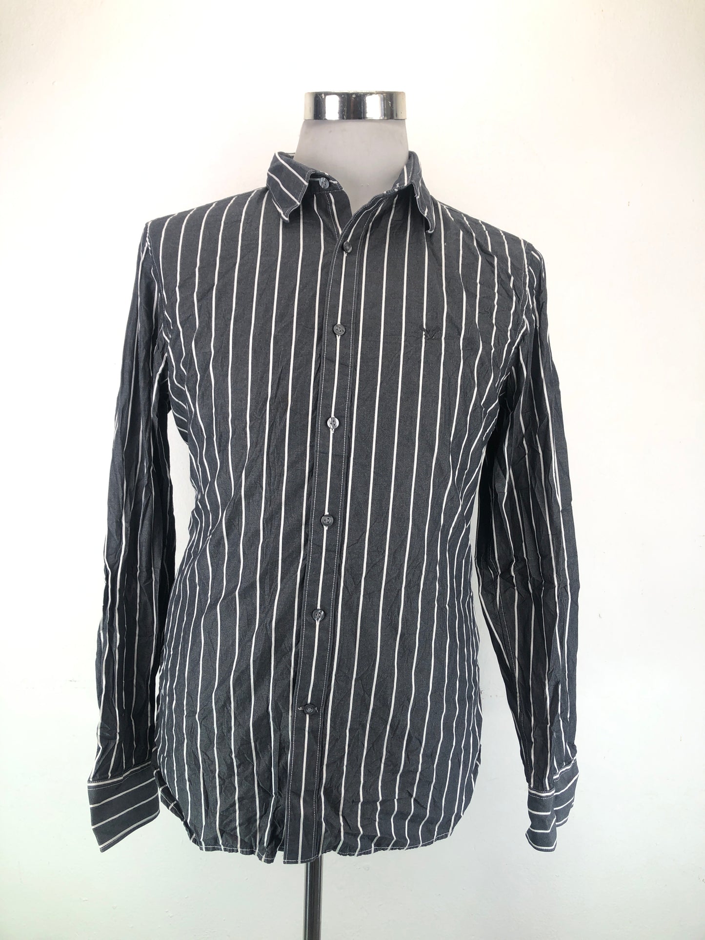 Camisa Negro Rayada American Eagle Outfitters