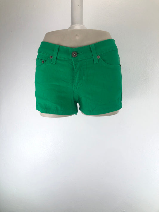 Short Verde Judy Blue