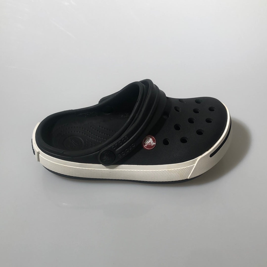 Crocs negro Made in Vietnam