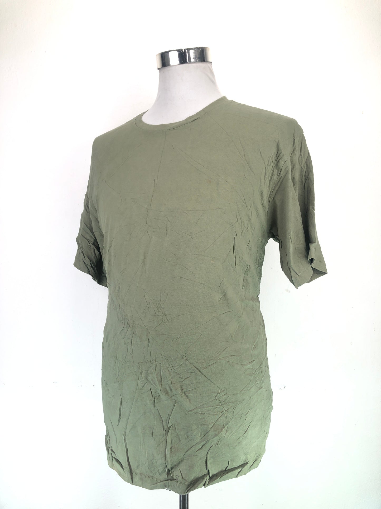 Camiseta verde  Militar No Bound Aries