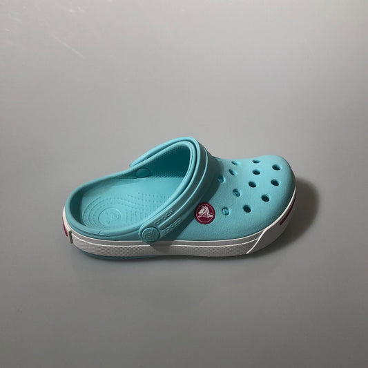 Crocs azul Made in Vietnam