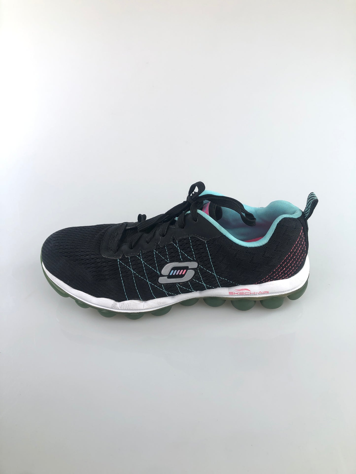 Tenis Negro Deportivo Skechers Air