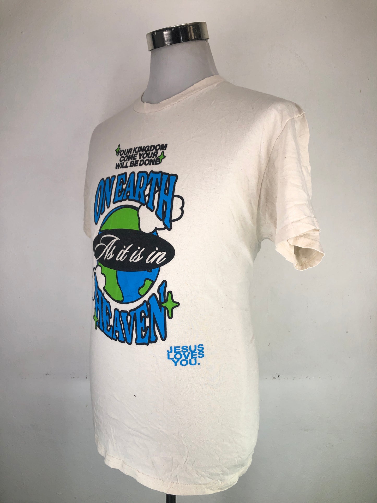 Camiseta Crema On Earth