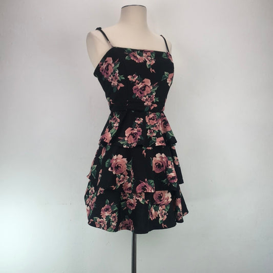 Vestido Negro Con Flores Trixxl