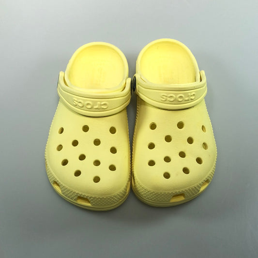 Sandalia Amarillo Crocs