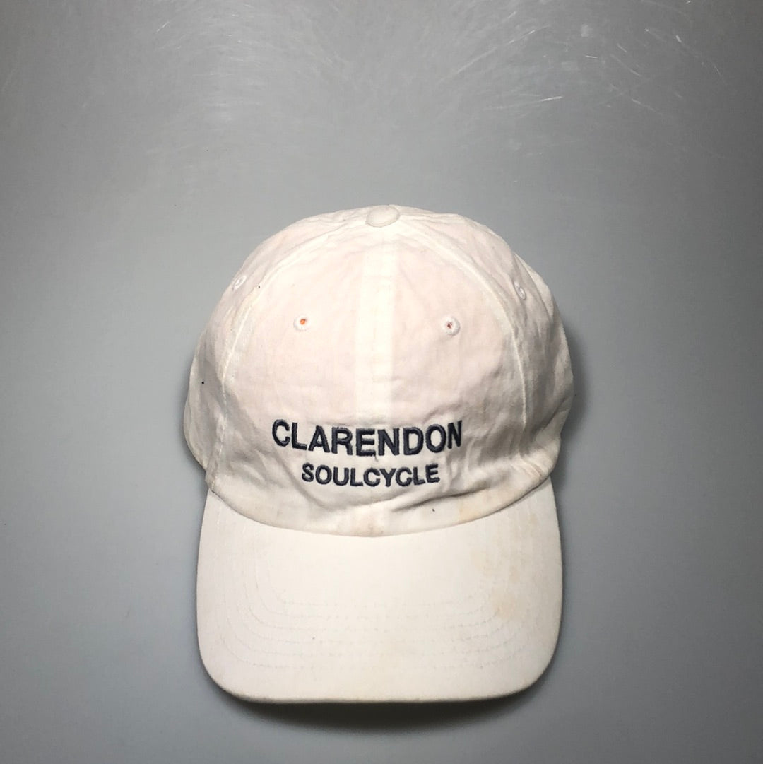 Gorra Blanco Clarendon