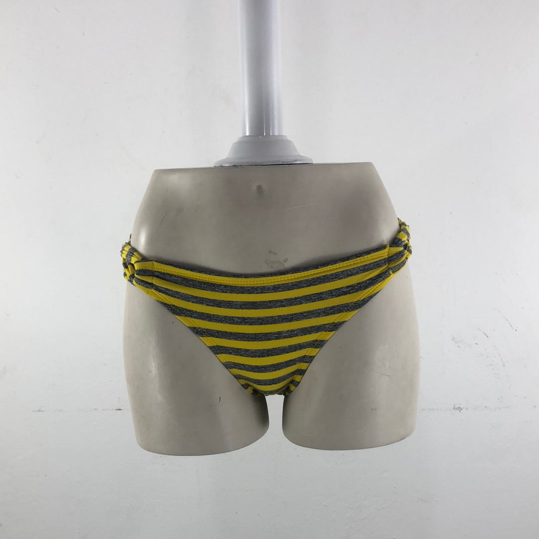 Panti de Baño Amarillo Forever21