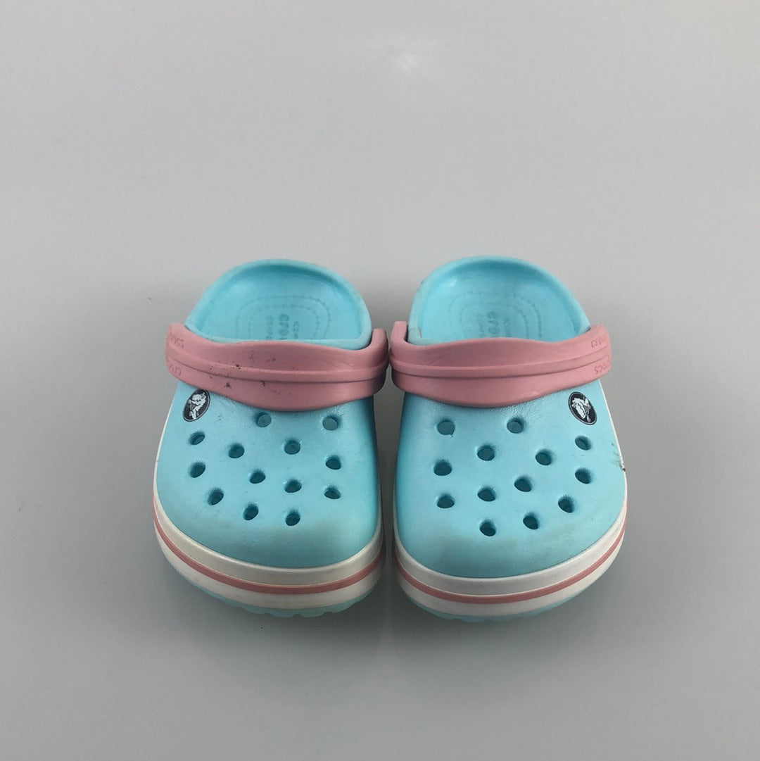 Crocs azul best sale con verde