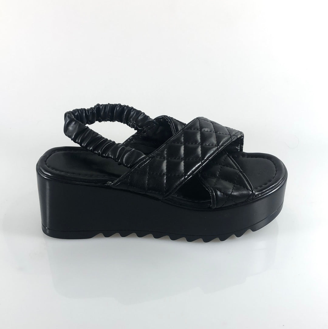 Zapatilla Negro